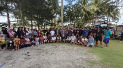 Keluarga Besar DPD ASLI Kota Jayapura Gelar Halal Bihalal dan Rekreasi di Pantai Hol